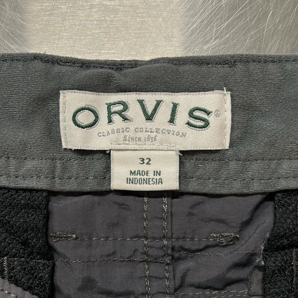 Orvis Classic Collection cargo shorts.  32 - Picture 13 of 16